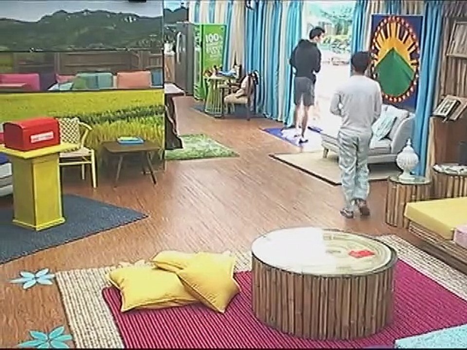 PBB7 Day 191: Maymay, Elisse, Mccoy at Nikko, nakarating na sa Disneyland
