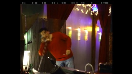 David and Kira: "It kills me, you don't even know!"