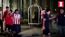 Afición sorprendió al Rebaño con serenata previo al Clásico Tapatío