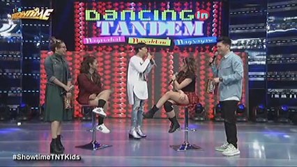 Télécharger la video: Vice Ganda, tinanong si Hashtag Jimboy kung ilan na ang nasaktan niyang babae