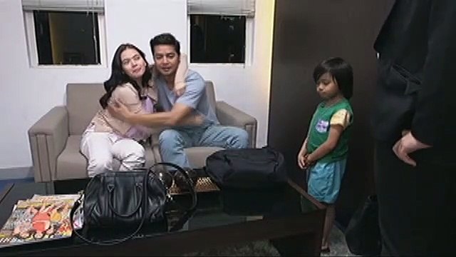 Jude at Clara, muntik mahuli ni Gia habang kayakap si Heart
