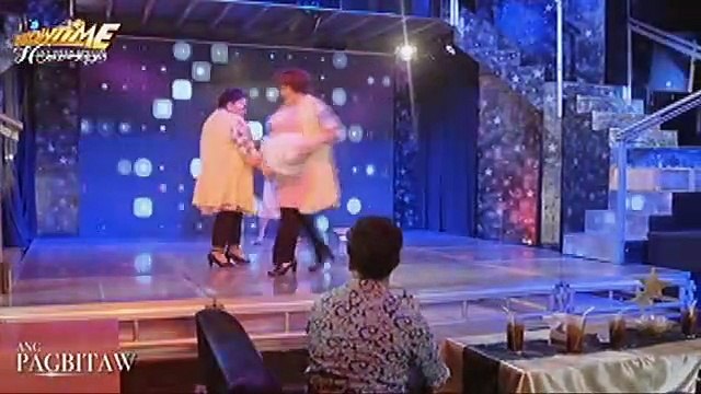 ANG PAGBITAW: Rochie, naluha nang mapanood ang performance ng kanyang mga lola