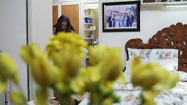 Peter, nagulat nang malamang lumabas si Gloria ng walang damit