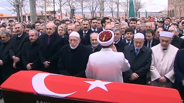 Eski Adalet Bakanı Şevket Kazan son yolculuğuna uğurlandı