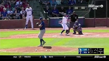 Un joueur de Baseball reçoit une balle à 152kmh sur son mâchoire !