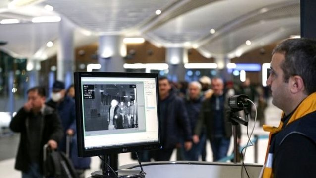 Son Dakika: Cumhurbaşkanlığı, kamu görevlilerinin zorunlu olmadıkça yurt dışına çıkmasını yasaklayan kararname yayımlayabilir