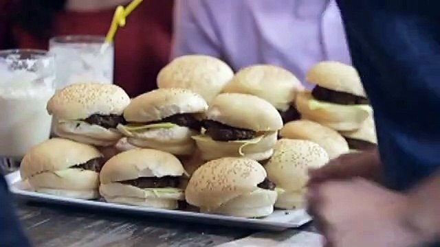 Fort at Tupe, nagpaligsahan sa pagkain ng burger