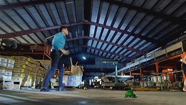 Jerome, iniligtas si Annika sa kapahamakan