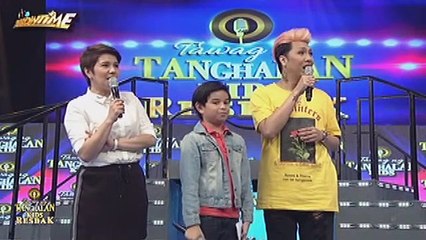 Billy, nagulat nang may makitang insekto sa kanyang tabi