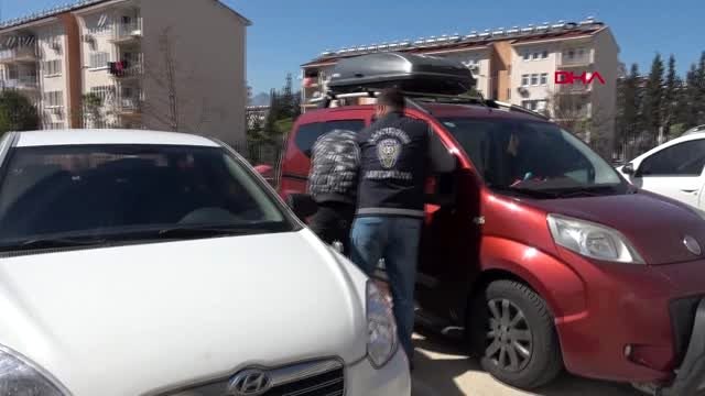 Antalya kapkaça uğrayan kadın çığlık atınca telefonuna kavuştu