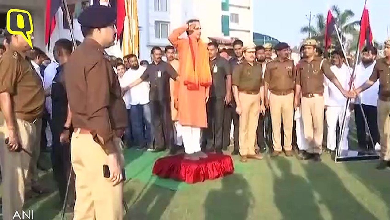 Shiv Sena Leaders Welcome Maharashtra CM Uddhav Thackeray in Ayodhya