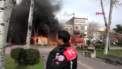 Çanakkale kafede çıkan yangın yandaki binalara sıçradı