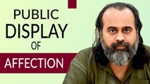 The trouble with Public Display of Affection (PDA) || Acharya Prashant (2020)