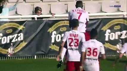 Le splendide but en aile de pigeon de Cyrille Bayala (AC Ajaccio) contre Lorient.