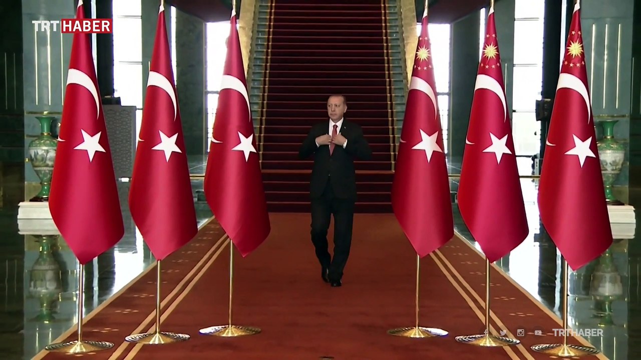 NYT'den Erdoğan'a övgü: Avrupa'nın problemlerini tek başına üstlenen lider