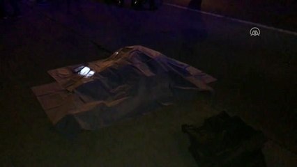 Otomobilin çarptığı genç hayatını kaybetti