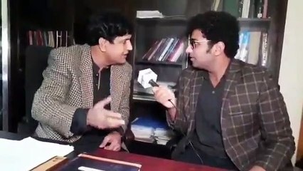 Khalil ur rehman qamar misbehave with journalist