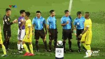 Các cầu thủ Hà Nội FC tri ân Duy Mạnh trong trận khai màn V.League 2020 | VPF Media