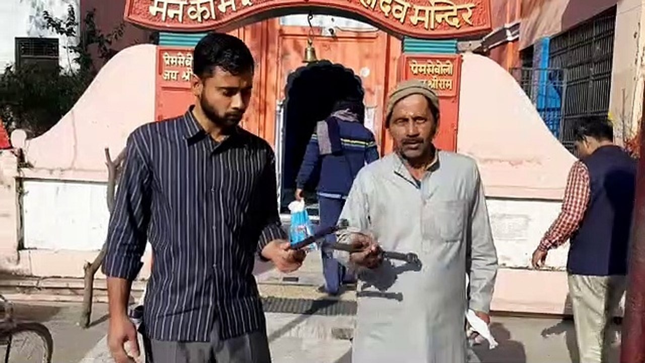 कांधला: मनकेश्वर महादेव मंदिर में चोरी का प्रयास एक चोर को पकड़ा