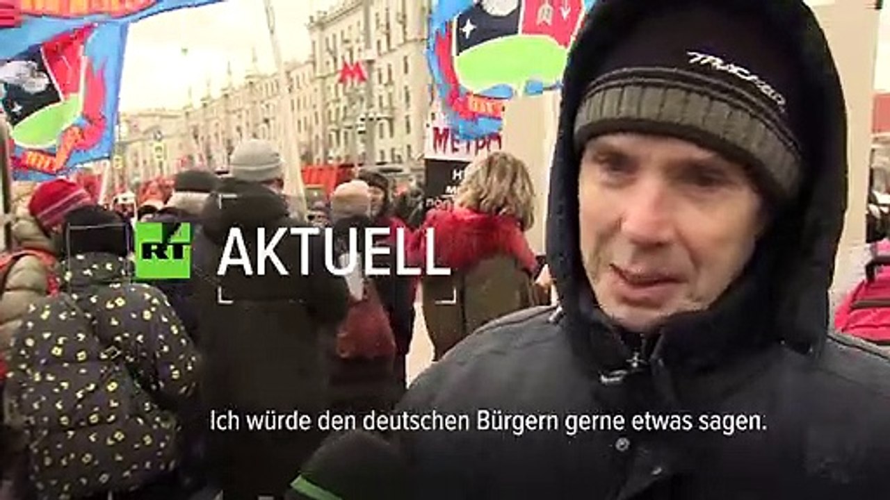 Moskauer Demonstrant_ Russland und Deutschland sollten sich verbünden - zum Wohl Wie recht dieser Mann hat.