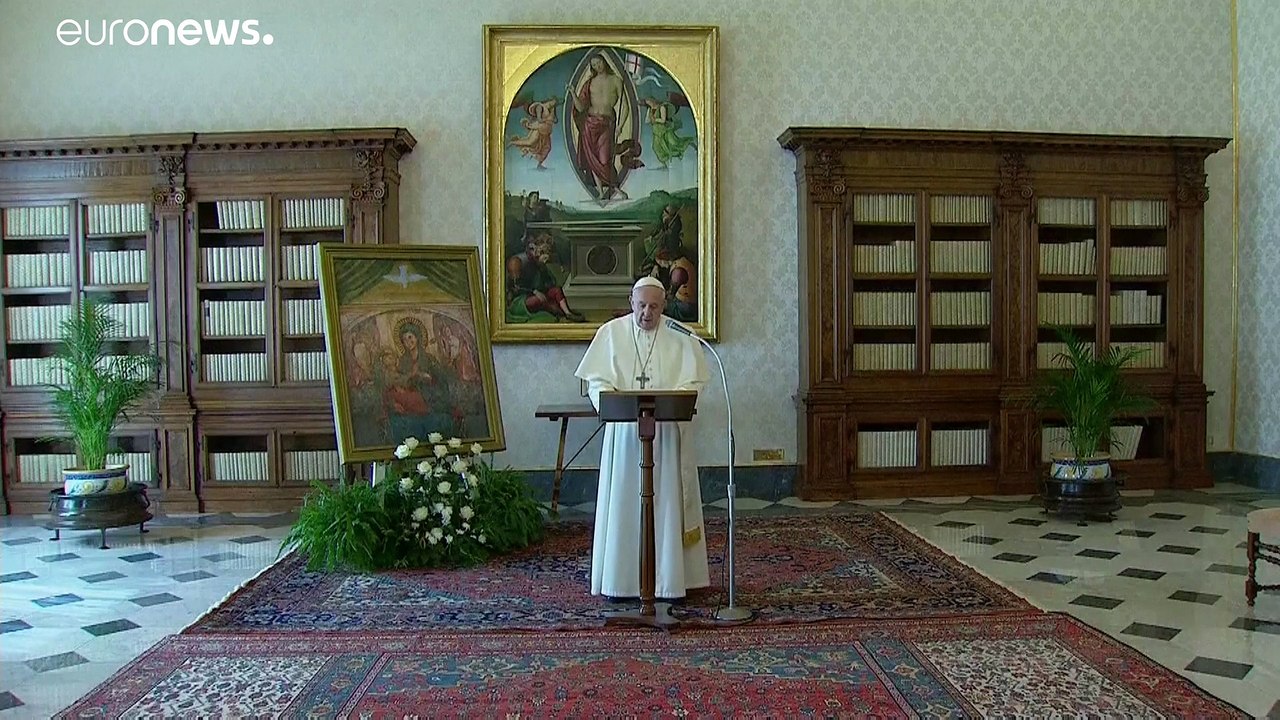 Coronavirus-Krise: Papst 'verschanzt sich in Bibliothek'