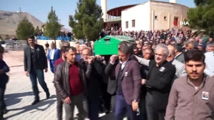 Bakan Soylu, husumetli aileleri barıştırmak isterken hayatını kaybeden Ferit Özdemir'in cenazesine...