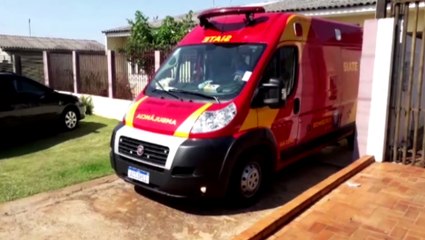 Idosa é socorrida no Bairro Pacaembu, após sofrer queda