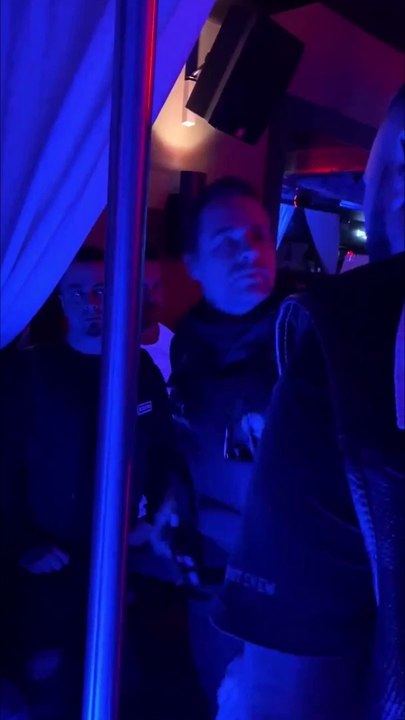 Un autre police qui se pense au dessus de tout. Tu as un code de déontologie à respecter alors oui on peut te dire quoi faire....