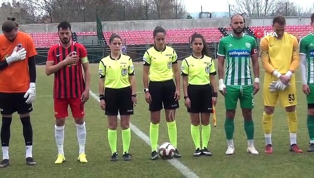 Bölgesel Amatör Lig mücadelesinde sahada kadınlar görev yaptı