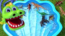 Aprende los colores con animales salvajes y dinosaurios Jurásicos en agua Juguetes para niños