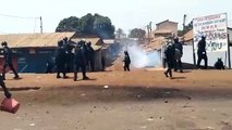 Face-à-face tendu entre manifestants et forces de l'ordre à Wanindara