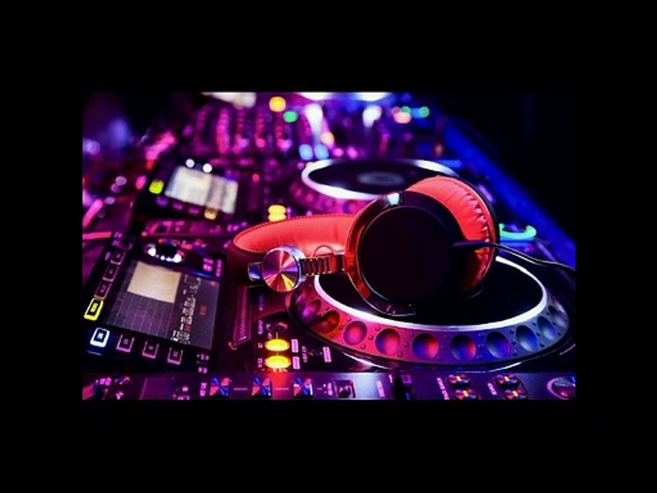 Disc Jockeys (DJs) near me in Kansas City & Springfield Missouri, Wichita Kansas for wedding service, reception events or partys - 913-543-3925 discjockeysnow.com/kcty/