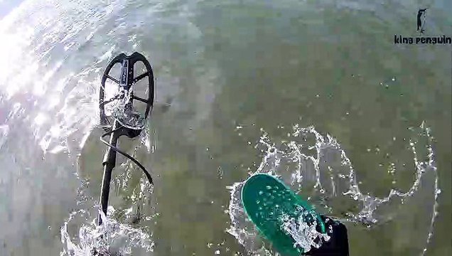 Denizde Altın aradım mükemmel takılar buldum.(treasure)