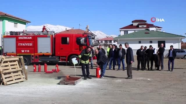 Erzincan'da emniyet personeline yangın eğitimi verildi