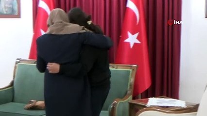 Jandarmanın ikna timinin çabaları sayesinde bir aile daha mutlu sona ulaştı