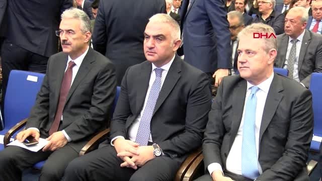 İZMİR Bakan Ersoy Dünyada eşi benzeri olmayan bir çalışma-1