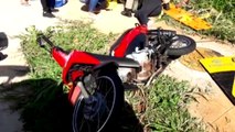 Motociclista fica ferida após sofrer queda no Bairro Cancelli