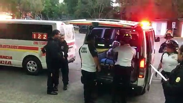 Hombres heridos en ataque armado en Anillo Periférico.