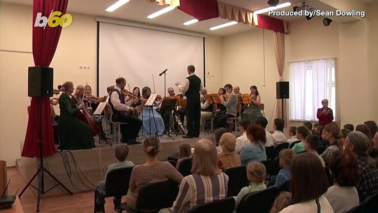 Tiny Village in Siberian Wilderness Pumps Out Classical Music at Packed Concert Hall