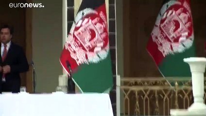 Rakétát lőttek az afgán elnöki palotára, miközben az eskütétel zajlott