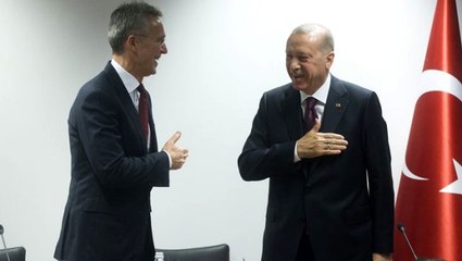 Cumhurbaşkanı Erdoğan, koronavirüs salgını nedeniyle Stoltenberg ile tokalaşmadı