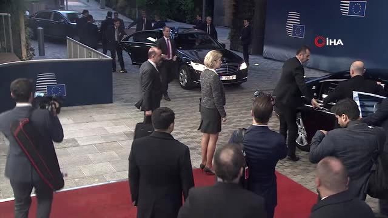- Cumhurbaşkanı Erdoğan, AB Konseyi Başkanı ve AB Komisyonu Başkanı ile görüştü