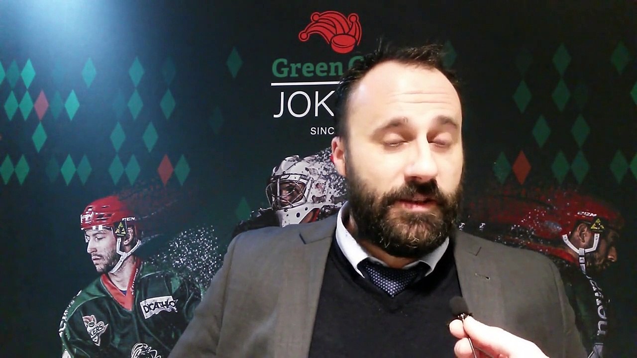 Hockey sur glace Interview de Jonathan Paredes, Coach des Jokers de Cergy-Pontoise, 08/03/2020 (D1 – ¼ de finale match 1 & 2 Cergy-Pontoise VS Dunkerque)