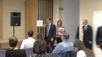 Video herunterladen: Ministro de Sanidad, Salvador Illa, en rueda de prensa