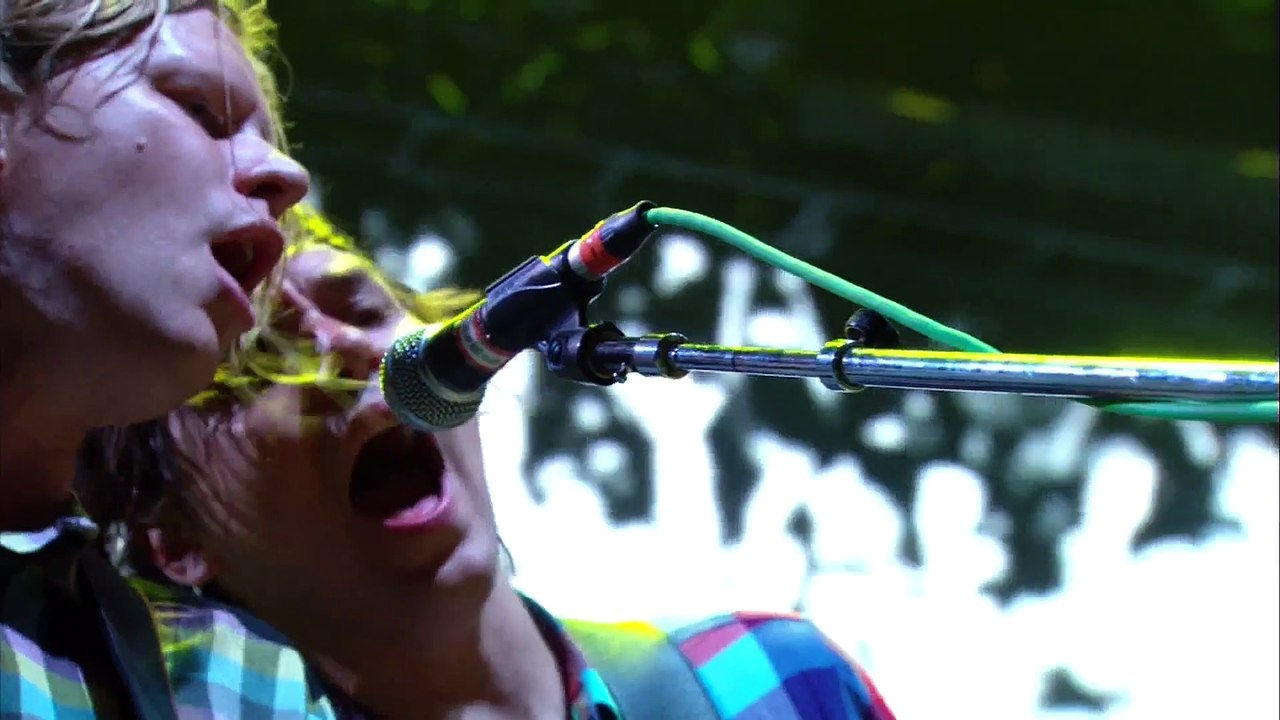 Arcade Fire - Wake Up (Unstaged)