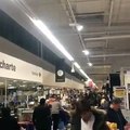 Colas en los supermercados de Madrid