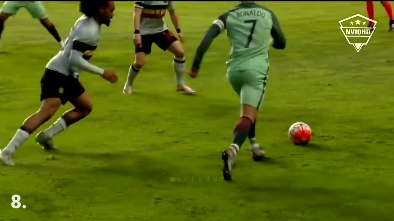 Neymar vs Cristiano Ronaldo vs Messi ● Top 10 Skills _HD