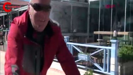 Marmaris'te güneşi gören sahile koştu