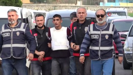 Dolmuş şoförünü öldürüp böyle kaçtı