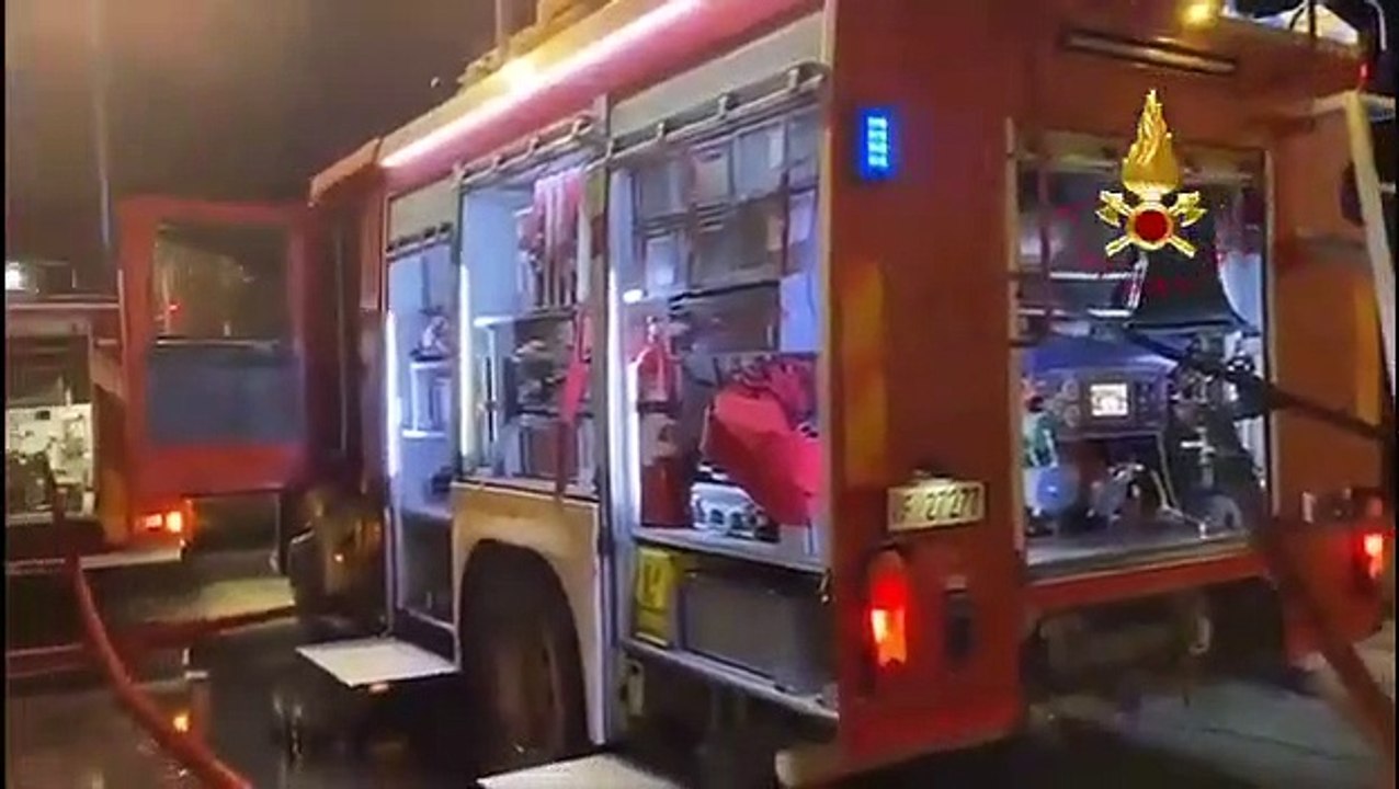 Selargius - Capannone distrutto dalle fiamme (10.03.20)